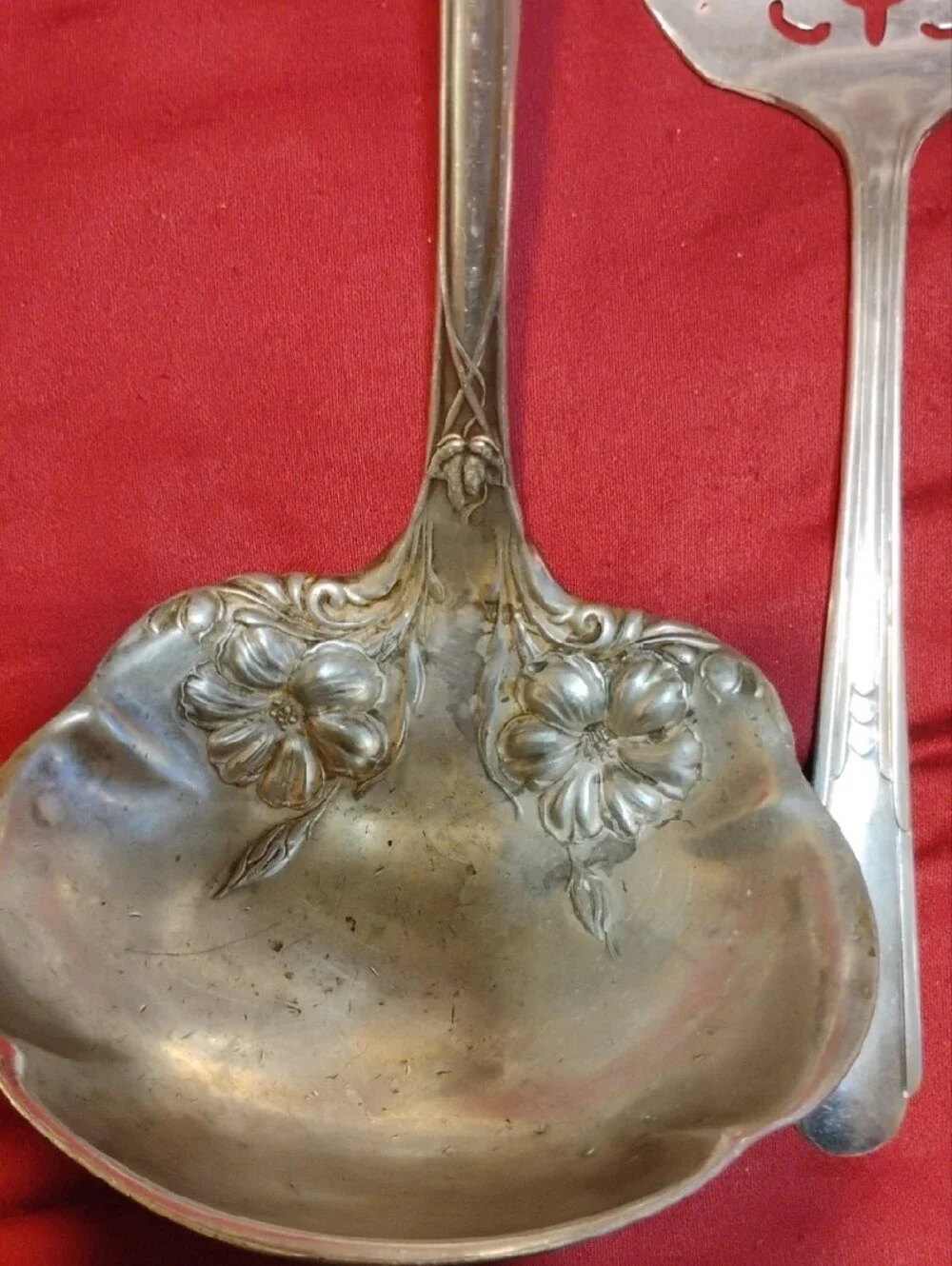 Antique/Vintage Silver-Plated Serving Utensil Set - Classic Silver
